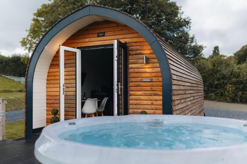 Cleddau - carbon neutral hotel in Unknown City