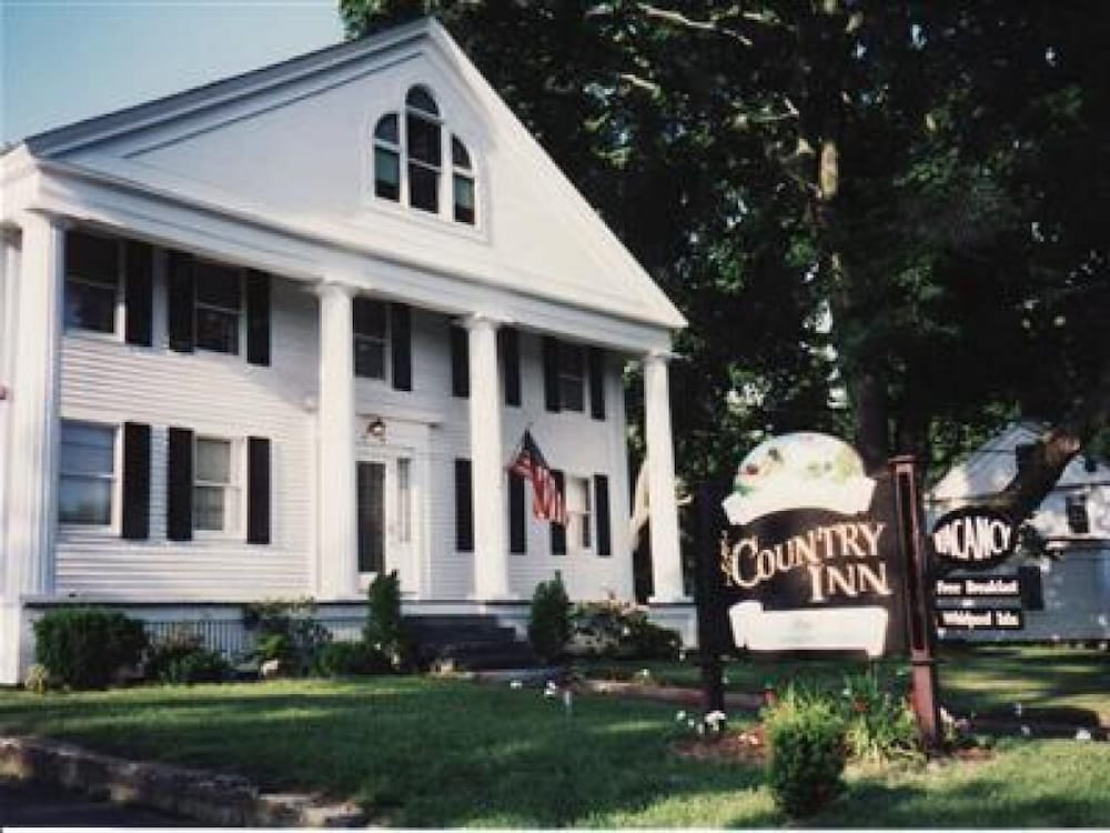 Sturbridge Country Inn - photo 24
