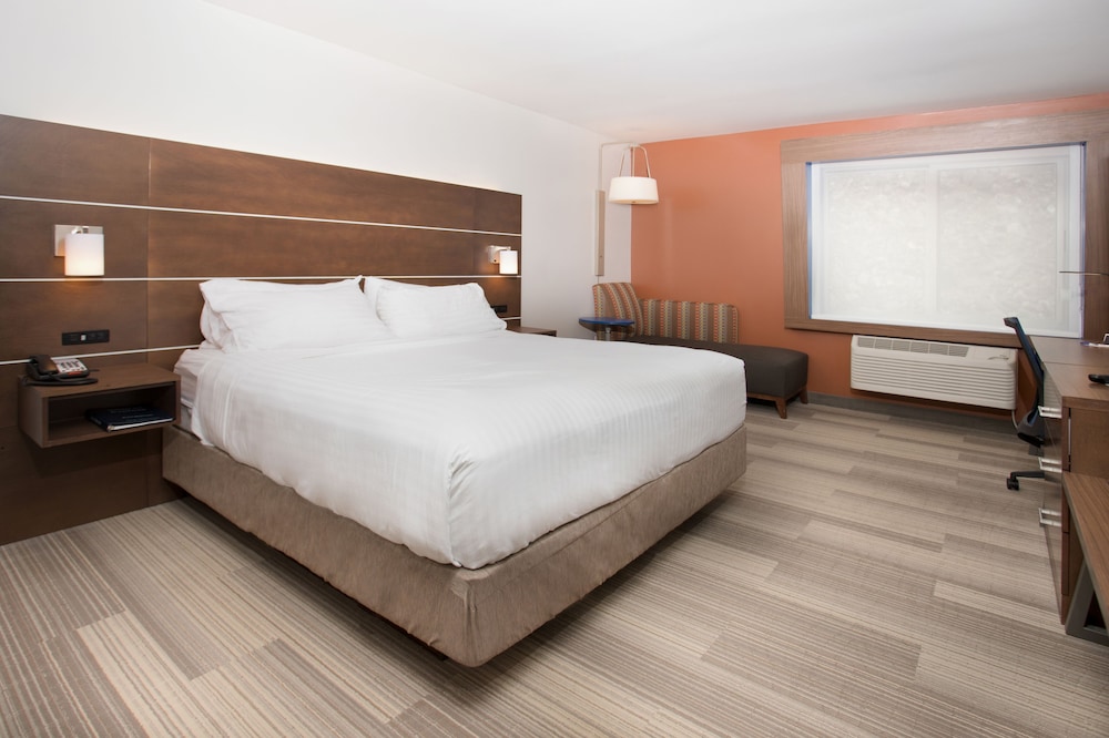 Holiday Inn Express Houghton Keweenaw by IHG - photo 7