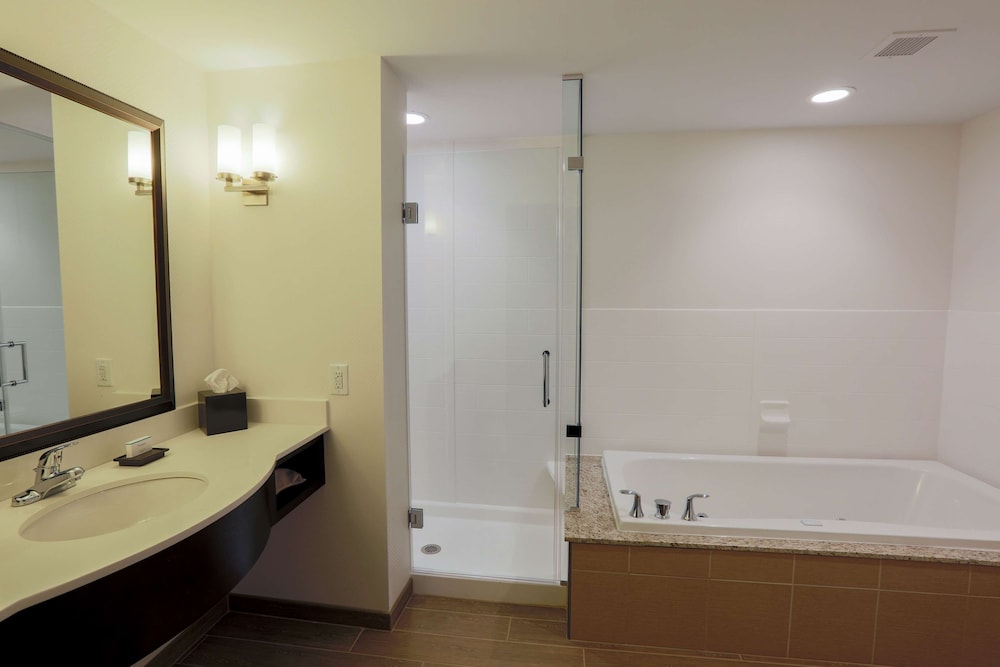 Hilton Garden Inn Indiana at IUP - photo 42