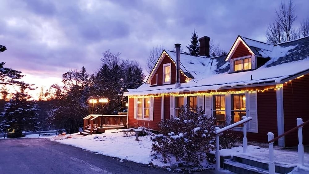 The Vermont Inn - photo 91
