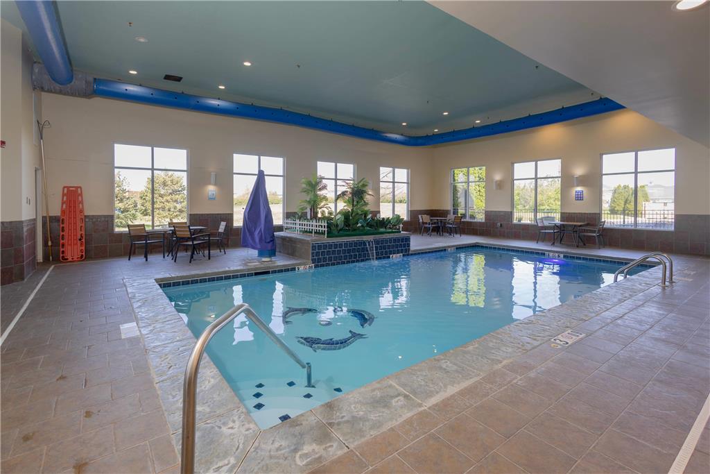 Comfort Suites Troy I75 - photo 23