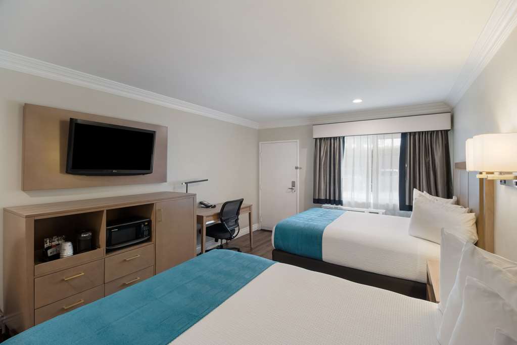 Best Western Woodland Hills Inn - photo 22