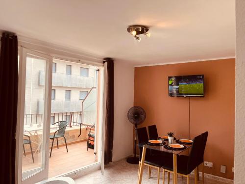 Apartament Al Centre Ideal Parelles a Platja D’aro in Castell-Platja D'aro, Spain