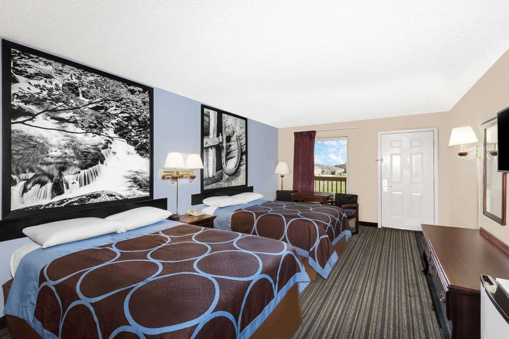 Super 8 by Wyndham Whiteville - photo 12