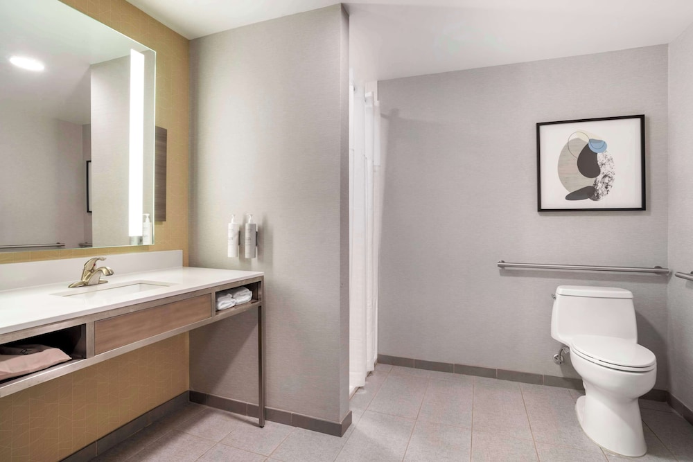 Hilton Garden Inn Charlotte Concord - photo 25