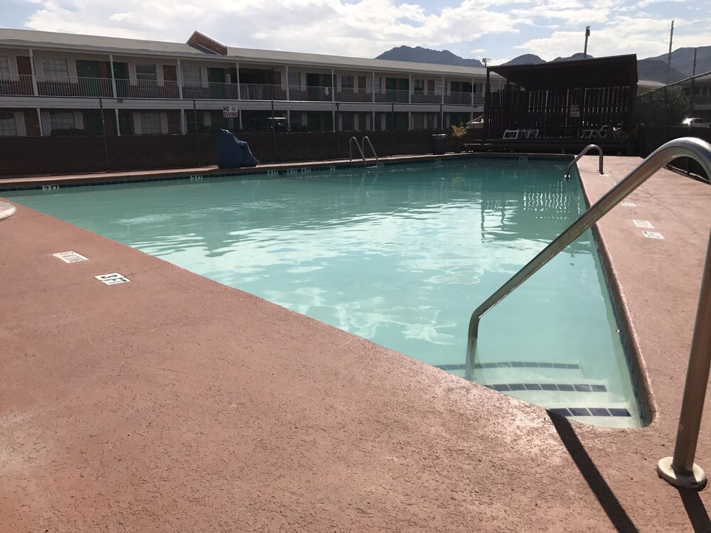 SuperLodge Motel - photo 38