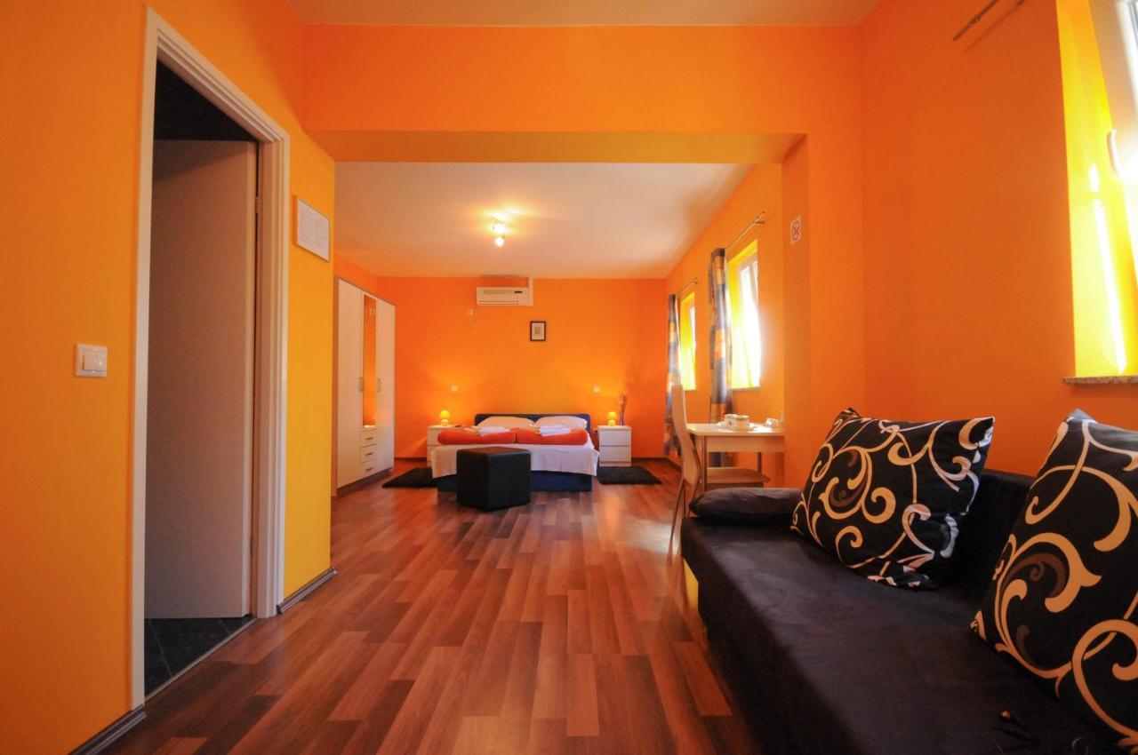 Rooms Modrušan in Slunj, Croatia