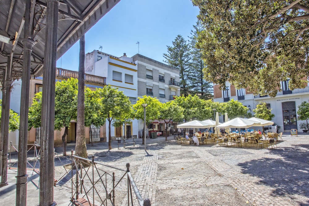 Casa Jerez Alameda del Banco — 4-Star Luxury Hotel in Jerez De La Frontera, Spain