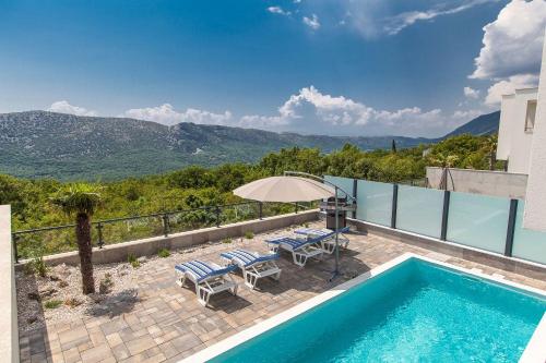 Exklusive Privatvilla in wunderbarer Natur in Unknown City, Croatia