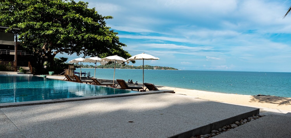 The Hive Hotel - carbon neutral hotel in Koh Samui
