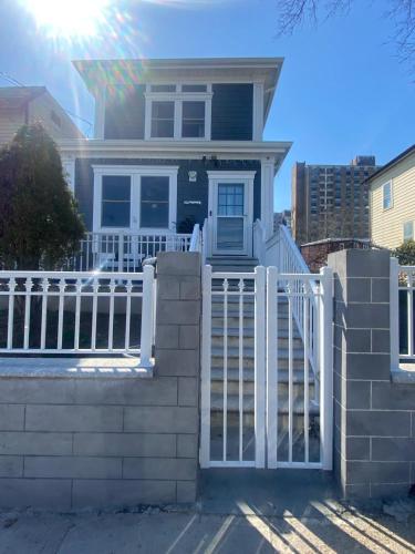 Dayton Dream in Newark, United States