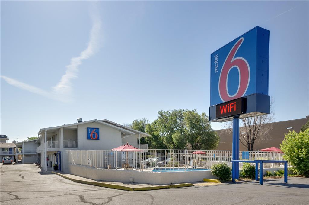 Motel 6 Lakewood CO - photo 32