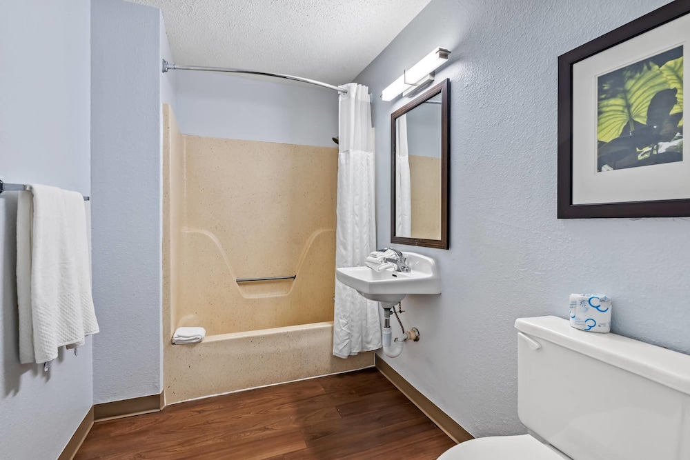 Suburban Studios Brentwood Nashville - photo 37