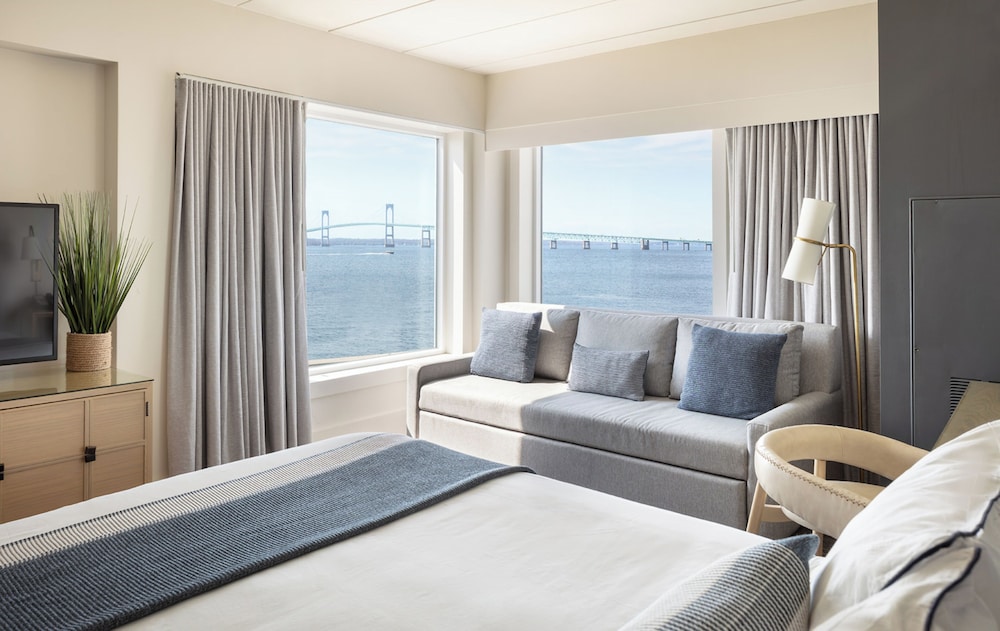 Newport Harbor Island Resort - photo 14