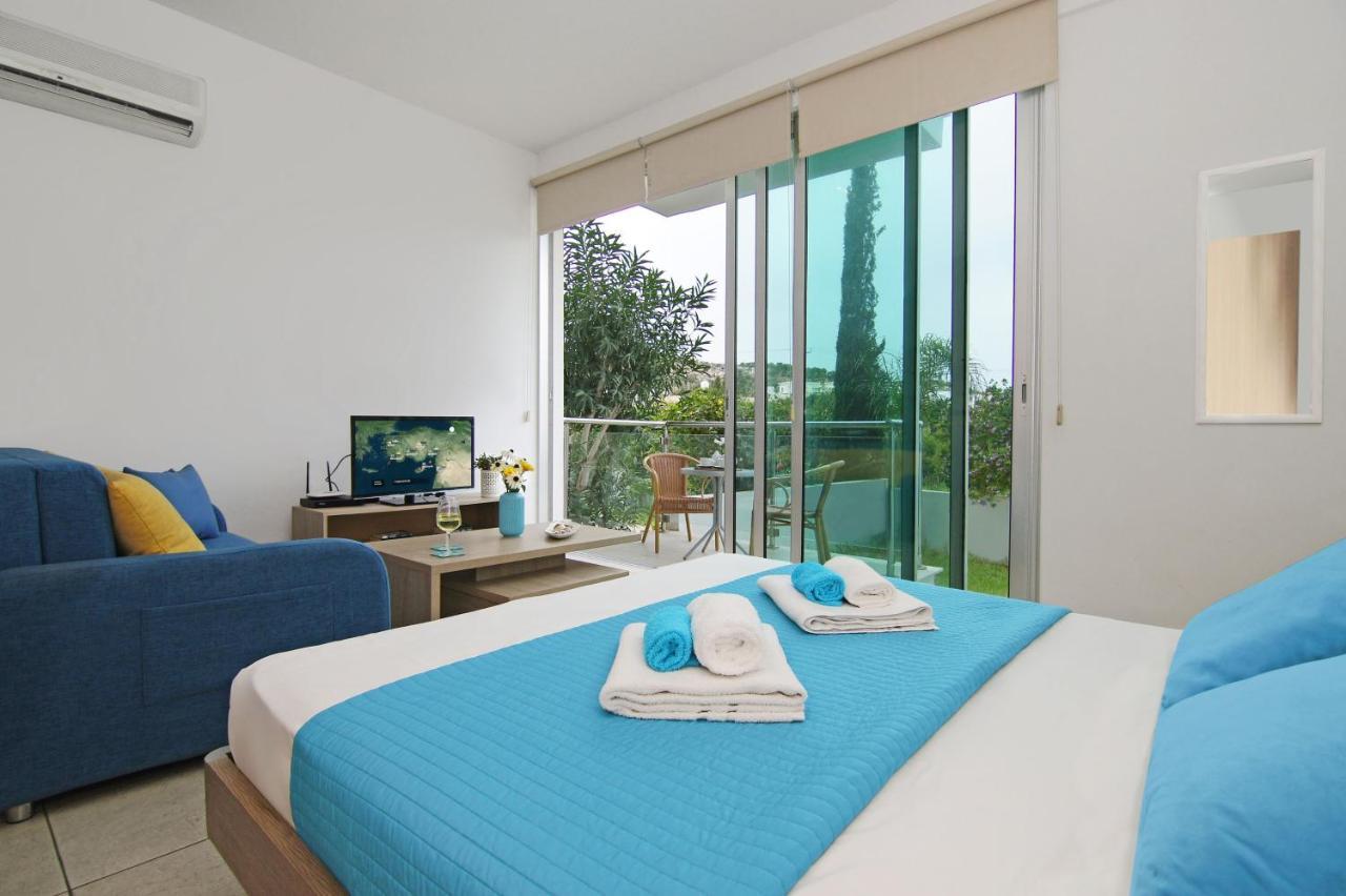 MERYL Coralli Beachfront Apartment