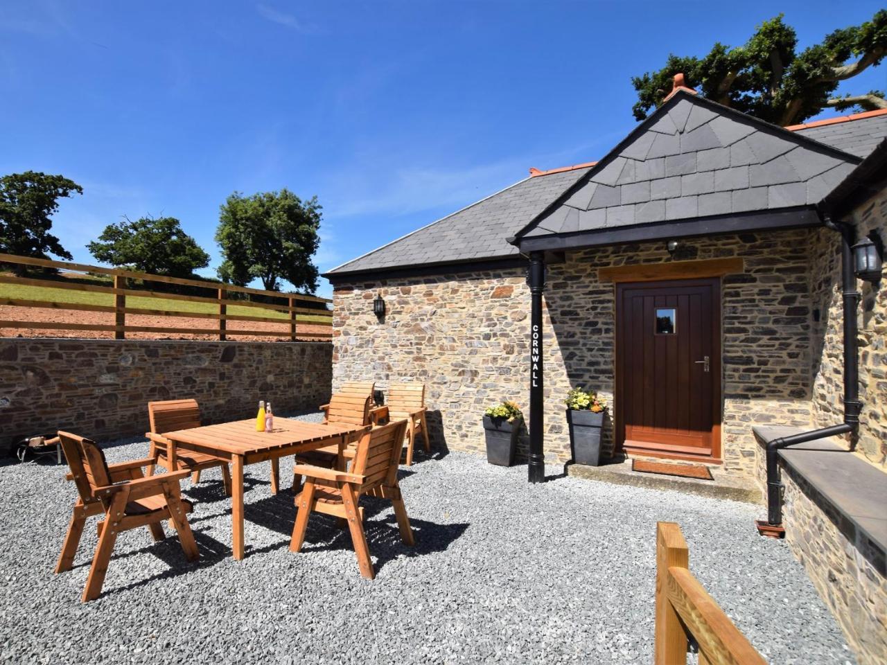 3 Bed in Launceston 57287 in Launceston, United Kingdom