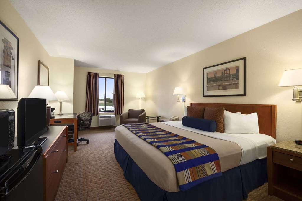 Days Inn by Wyndham Oglesby Starved Rock - photo 6