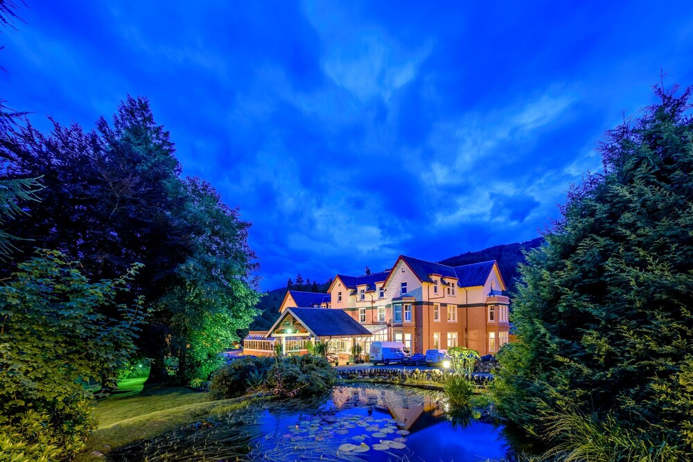 Tyndrum Lodges - carbon neutral hotel in Unknown City