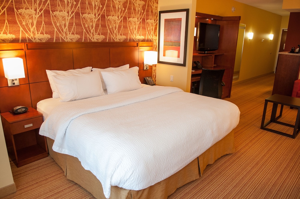 Courtyard by Marriott Pittsburgh North Cranberry Woods - photo 4