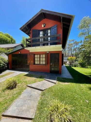 El Caldén Mar Azul a 1 cuadra del mar in Unknown City, Argentina