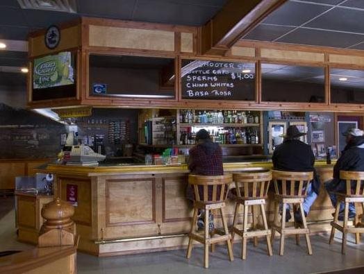 Valemount Hotel — Unknown City — photo 4