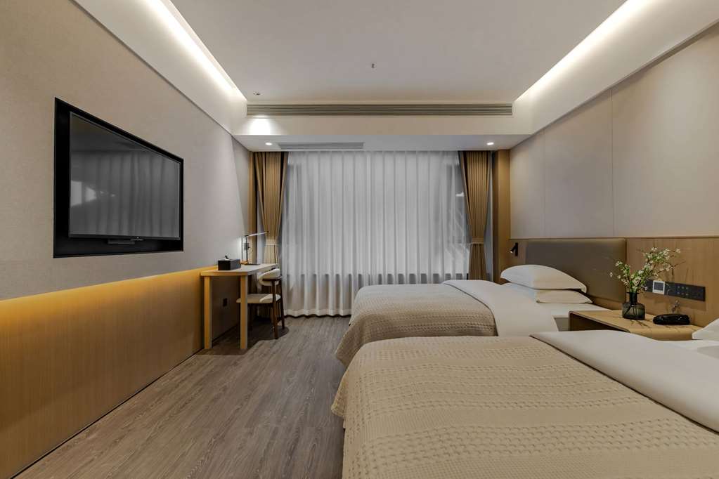 Days Inn by Wyndham Dali Ancient City in Dali, People's Republic of China