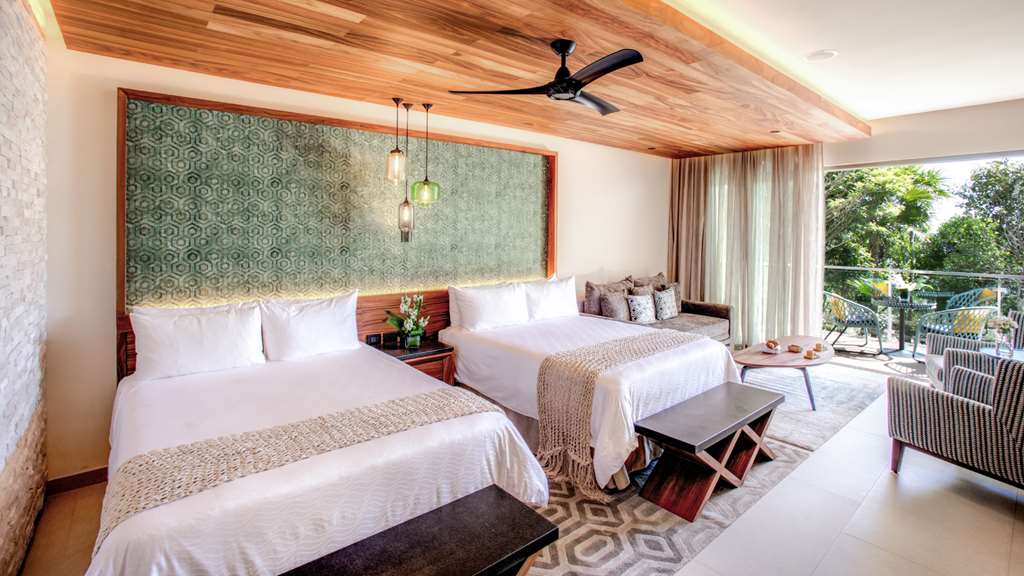 Suites Mesa de trabajo copia