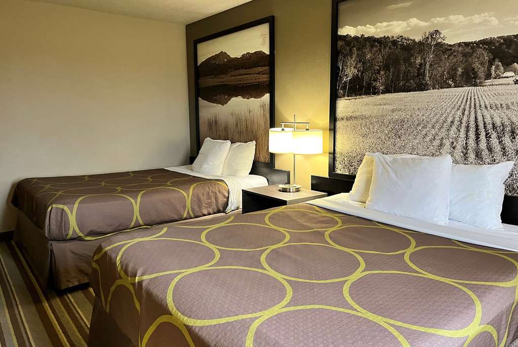 Super 8 by Wyndham Gas City Marion Area - photo 4