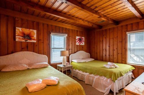 Lowe Tide by Oak Island Accommodations - photo 10
