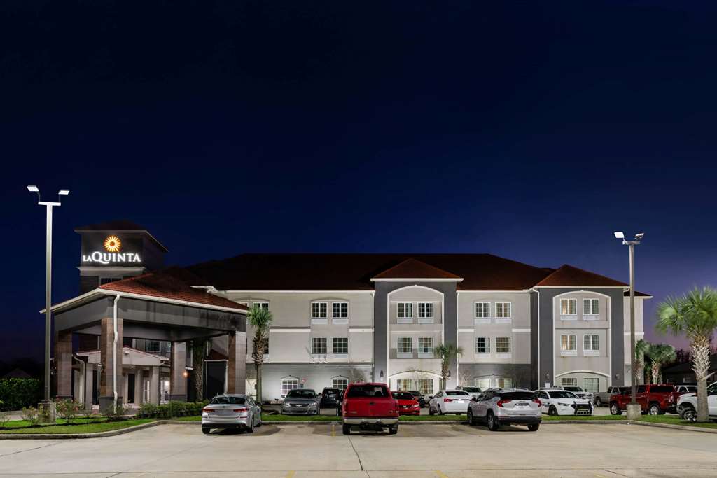 La Quinta Inn & Suites by Wyndham Boutte - photo 3