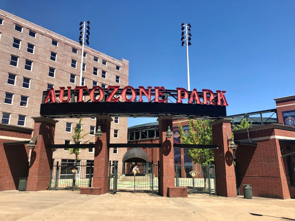 Hotel Indigo Memphis Downtown by IHG - photo 62