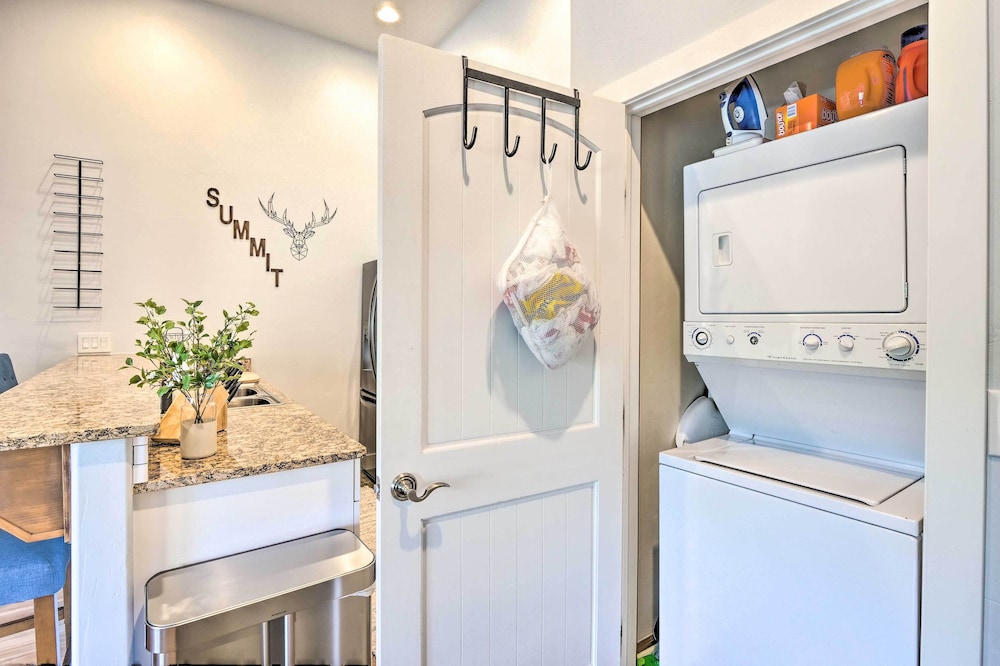 5 Mi to Ski Resort: Breck Penthouse Studio - photo 7