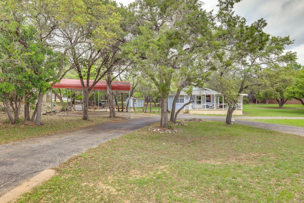 Canyon Lake Home with Resort Amenities and Fire Pit - photo 13