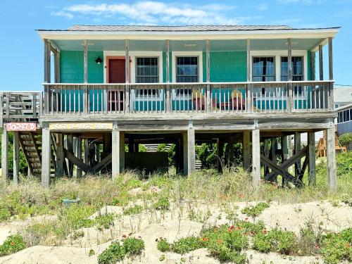SN10247 Beach Blanket Bingo — 4-Star Luxury Hotel in Nags Head, United States