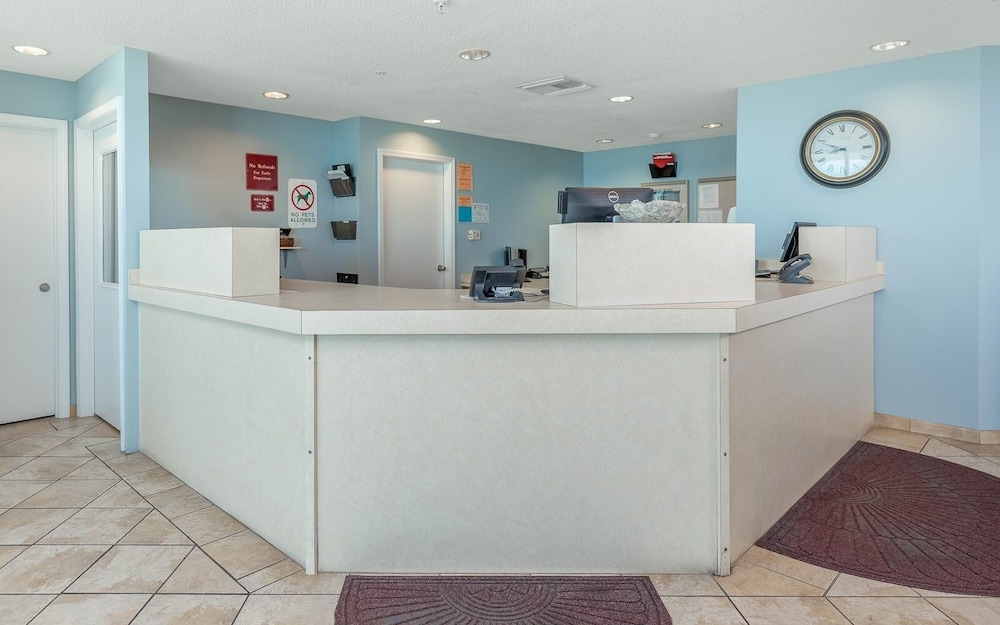 Phoenix All Suites Hotel 703 1 Bedroom Condo - photo 2