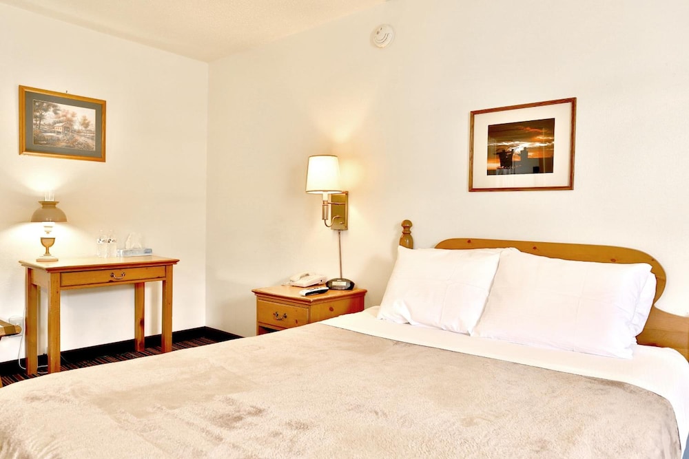 Blue Mountain Hotel - photo 5