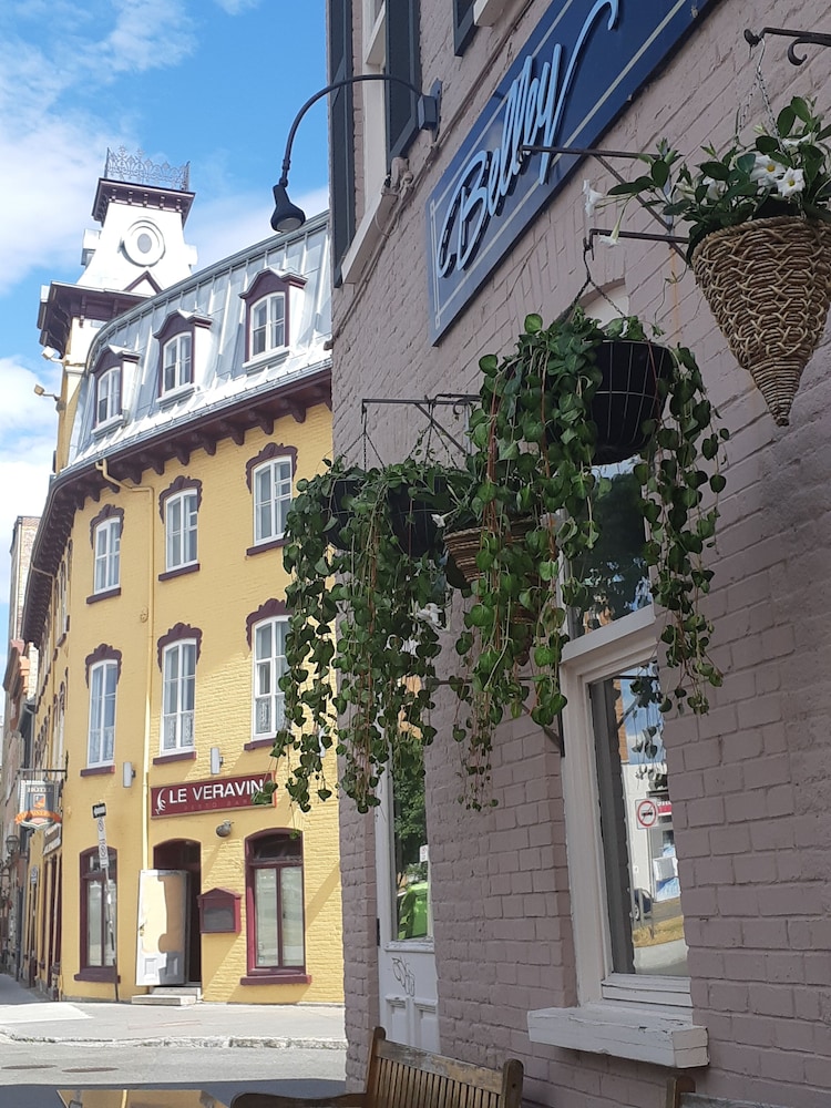Hotel Belley in Quebec, Canada