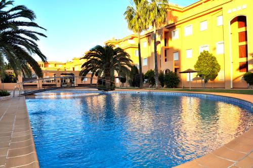 Apartamento Palm Beach — 4-Star Luxury Hotel in Denia, Spain