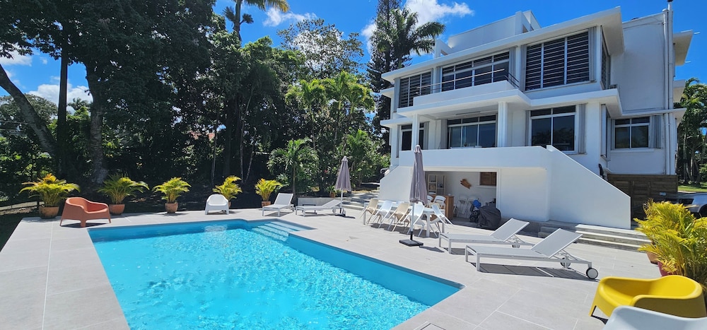 Habitation Villa Les Cassias — 4-Star Luxury Hotel in Petit-Bourg, Guadeloupe