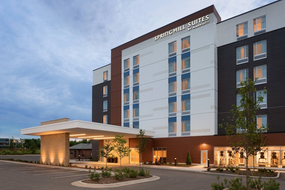 SpringHill Suites by Marriott Milwaukee West Wauwatosa in Milwaukee, United States