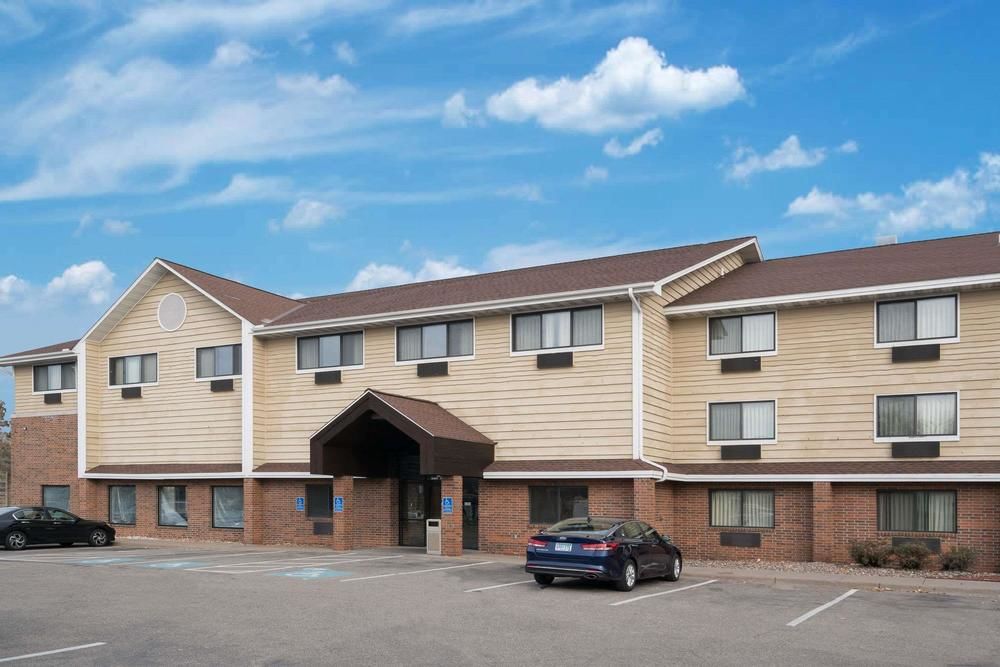 Baymont by Wyndham Bloomington MSP Airport - photo 19