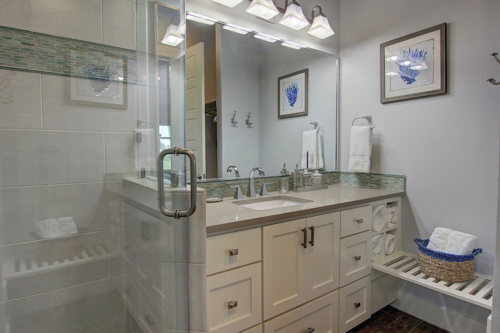 Coastal Charm 258 HI - photo 15