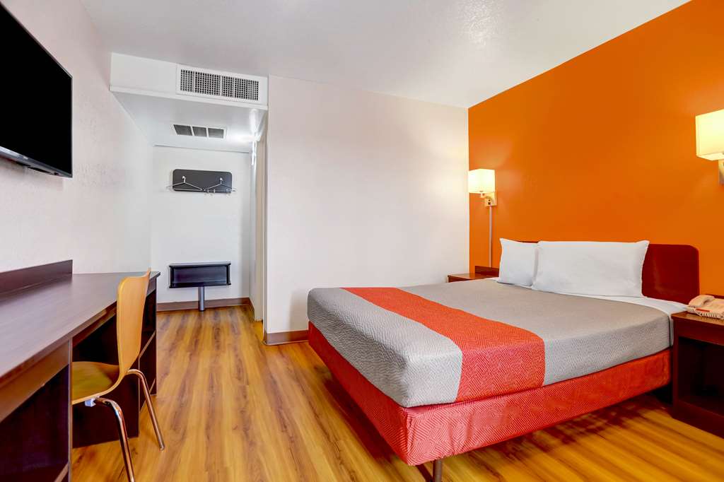 Motel 6 Grants NM - photo 6