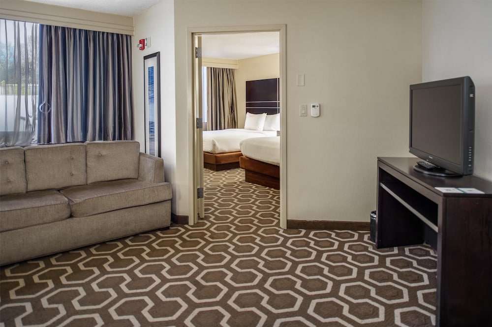 Hampton Inn by Hilton St. Louis Airport - photo 47