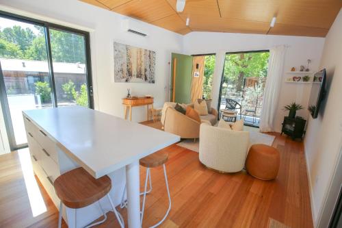 The Rocks Olive Retreat in Bright, Australia