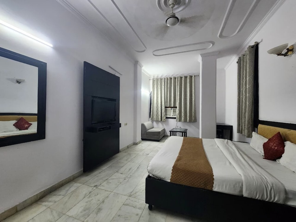 Grand Central - last minute hotel in New Delhi