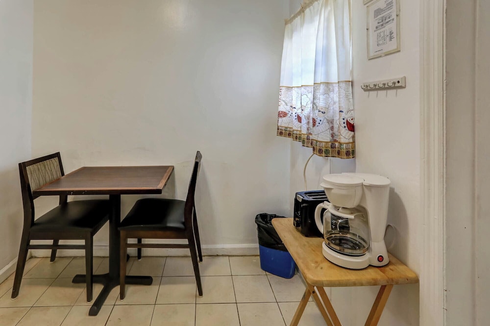 Richard's Motel Extended Stay - photo 59