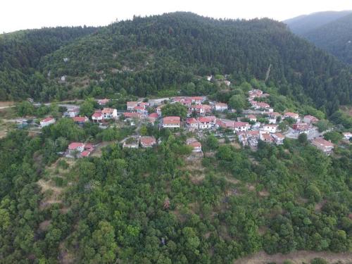 Shepherd's Cottage Koumaritsi — 4-Star Luxury Hotel in Lamia, Greece