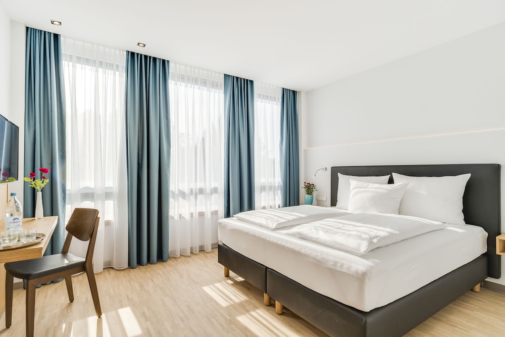 Hotel Etage Apfelrot Managed By Hotel Apfelbaum — Erding